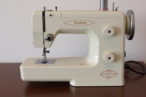 Швейная машинка: как выбрать, чему научиться и где выгодно купить